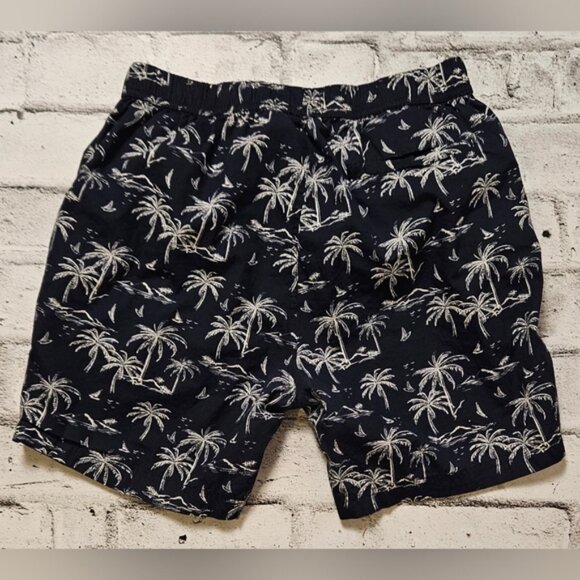 Massive Men's Navy Palm Tree Print Casual Cotton Shorts - Picture 4 of 9